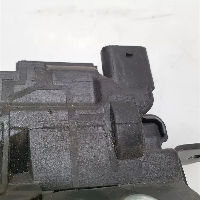 Serratura portello posteriore