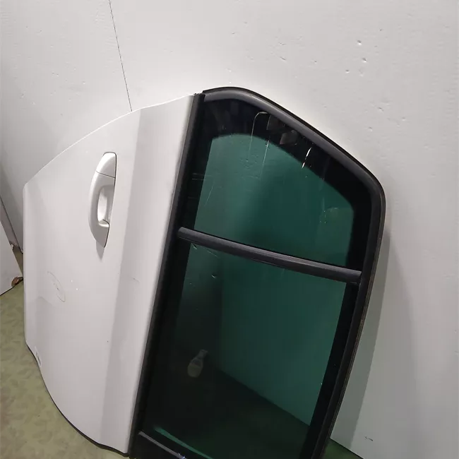 Porta posteriore destra