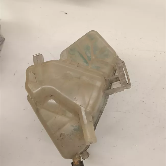 Vaschetta compensazione radiatore