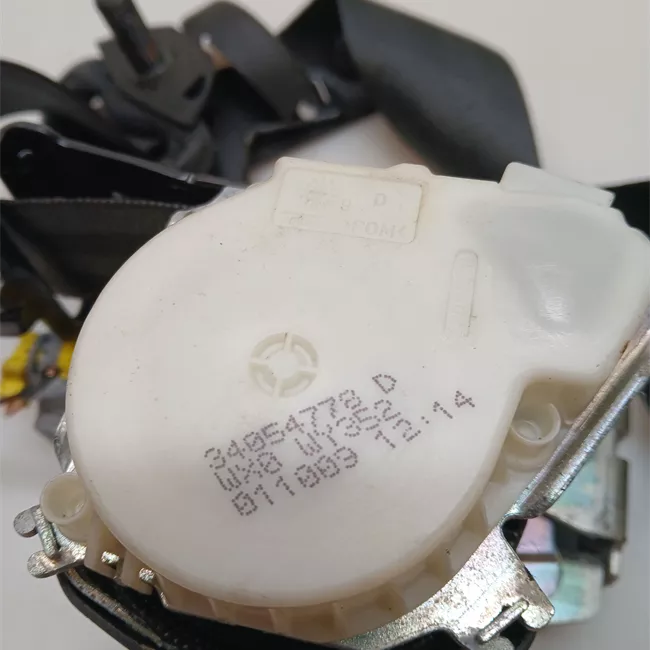 Cintura di sicurezza anteriore destra con airbag passengero ant