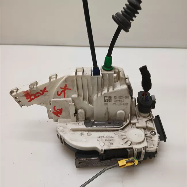 Serratura porta anteriore sinistra