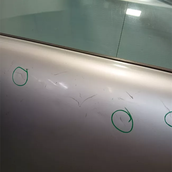 Porta anteriore destra