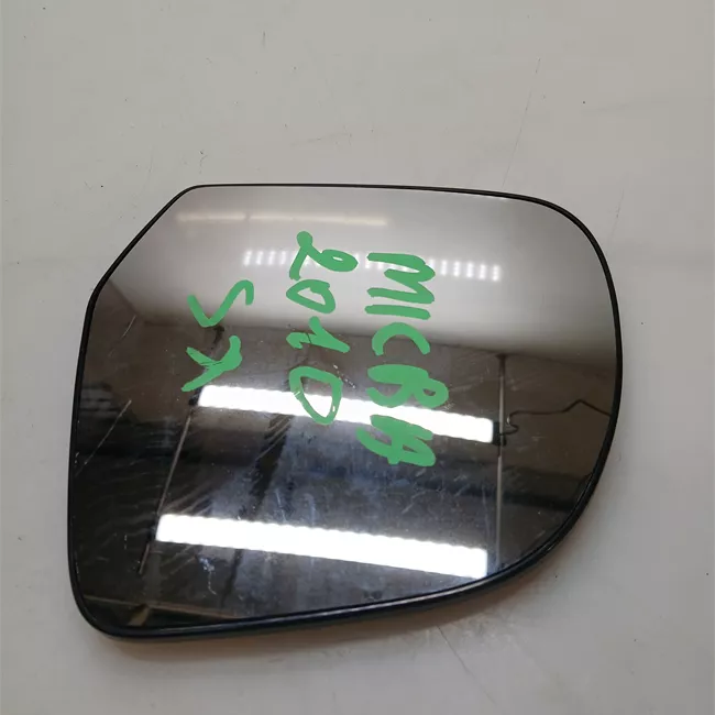 Cristallo retrovisore esterno sinistro