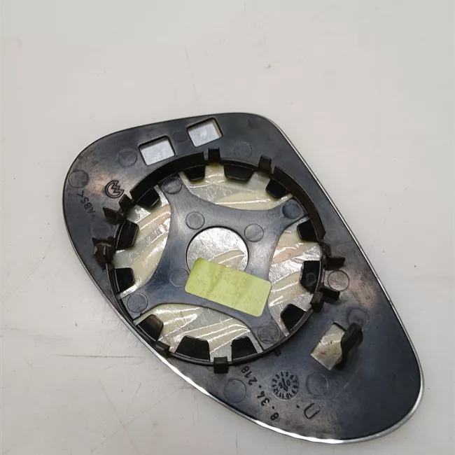 Cristallo retrovisore esterno destro Elettrico