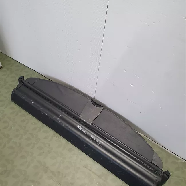 Ripiano cappelliera con tendina avvolgibile elettric nero