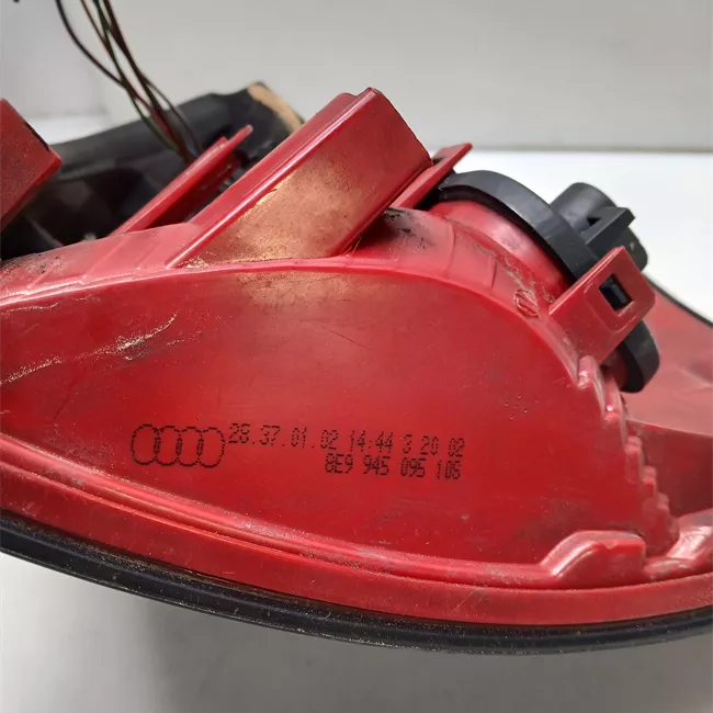 Fanale posteriore sinistro