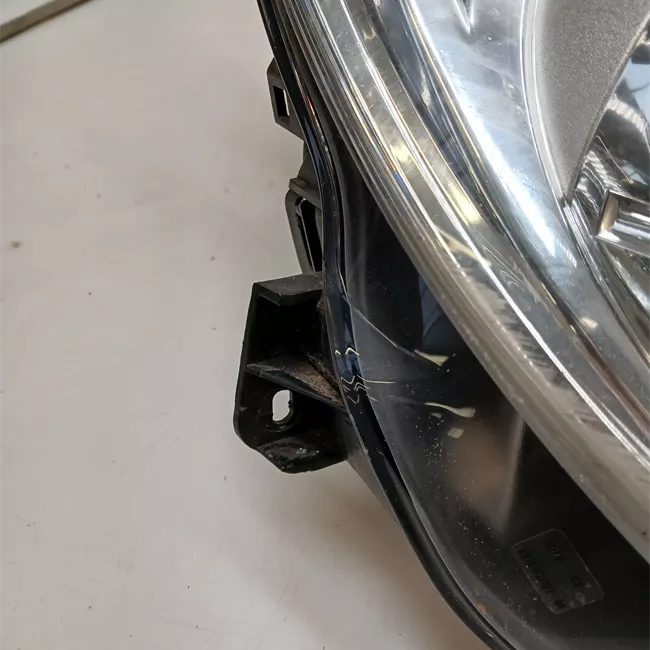 Proiettore destro Cromo