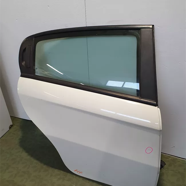 Porta posteriore destra