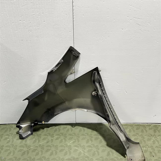 Parafango anteriore destro Acenta