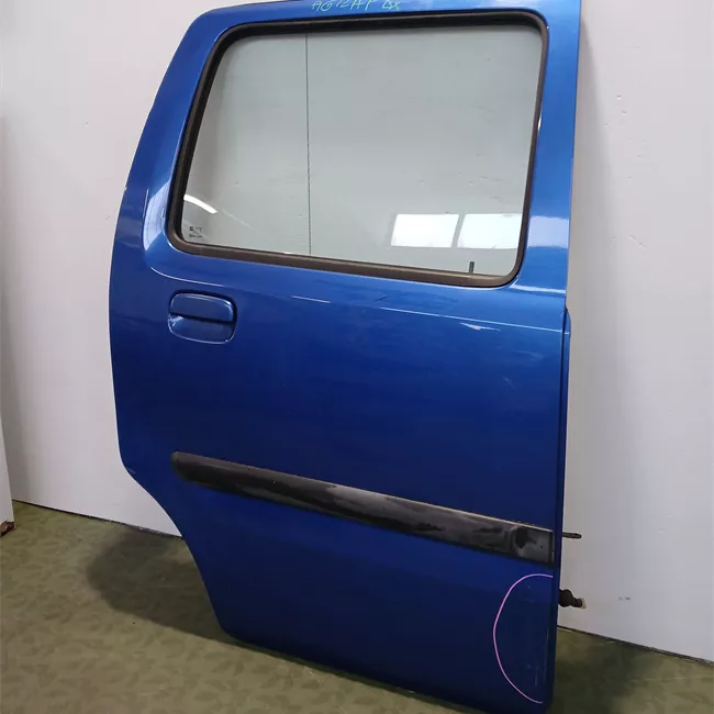 Porta posteriore destra