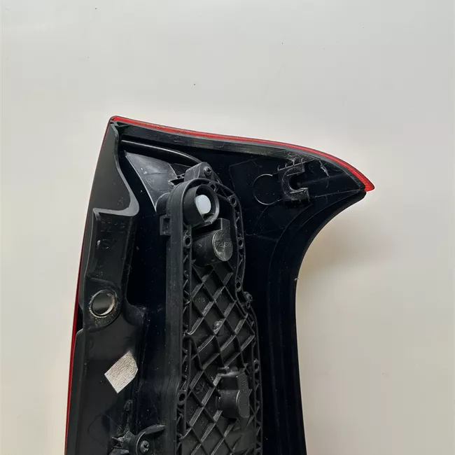 Fanale posteriore sinistro