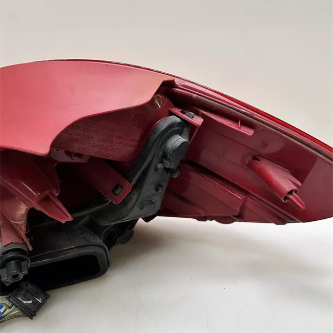 Fanale posteriore sinistro