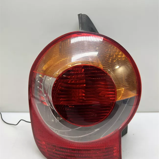 Fanale posteriore sinistro