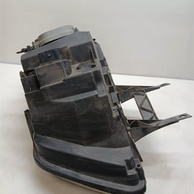 Proiettore destro