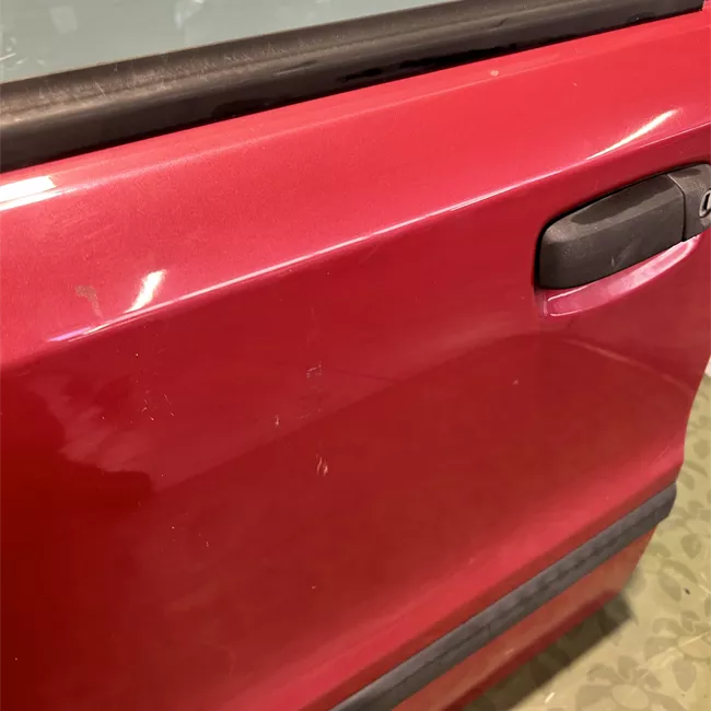 Porta anteriore sinistra