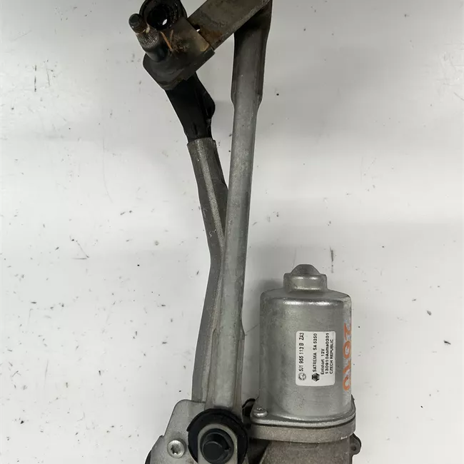 Motorino tergiparabrezza Satrema