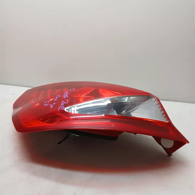 Fanale posteriore sinistro