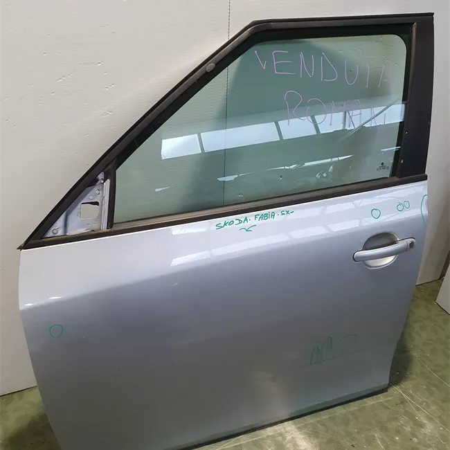 Porta anteriore sinistra