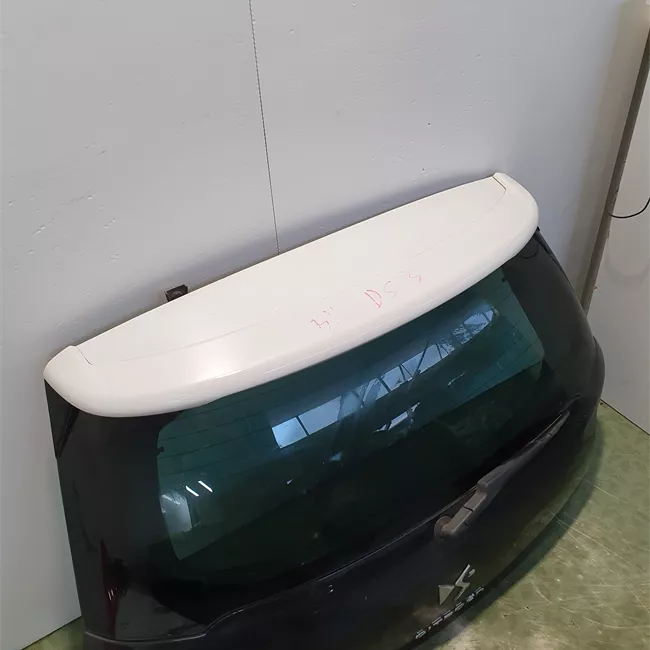 Portello posteriore spoiler