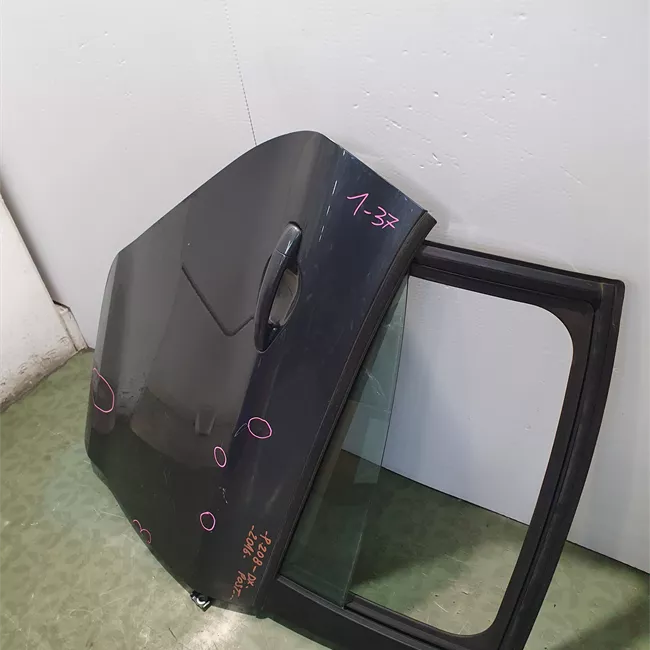 Porta posteriore destra