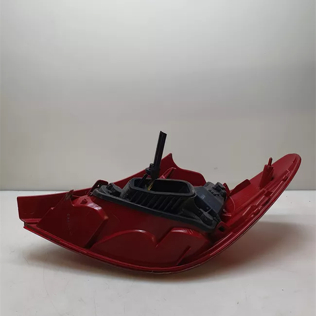 Fanale posteriore sinistro