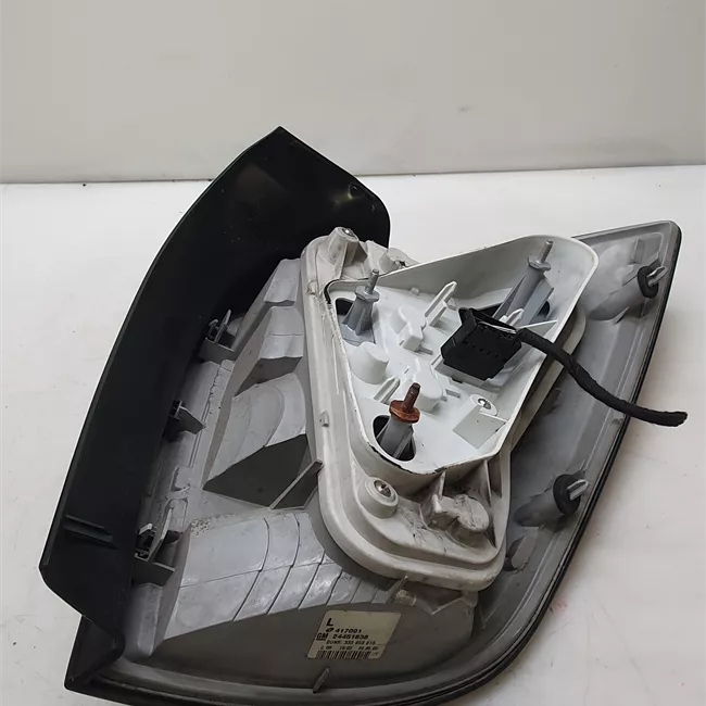 Fanale posteriore sinistro