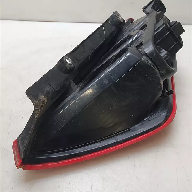 Fanale posteriore sinistro