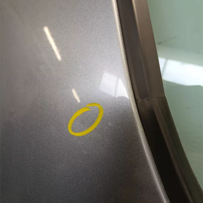 Porta anteriore destra