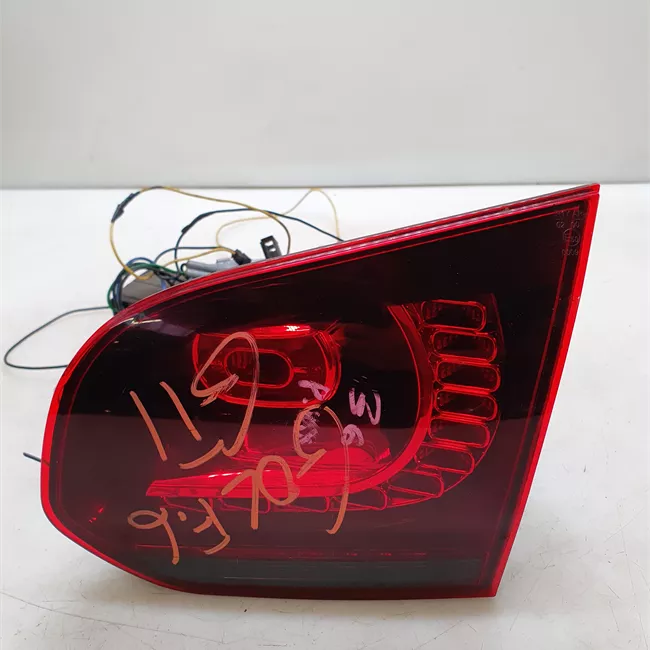 Fanale posteriore parte interno destro Led/oscurato