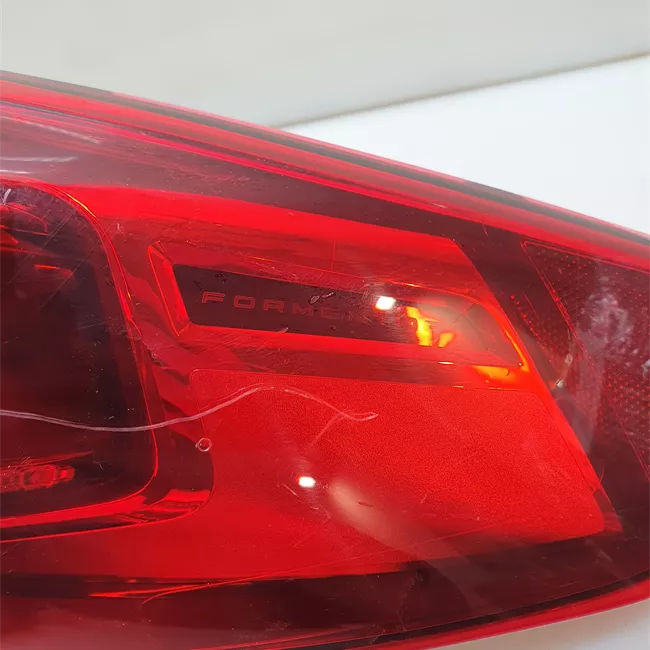 Fanale posteriore parte esterno destro Led