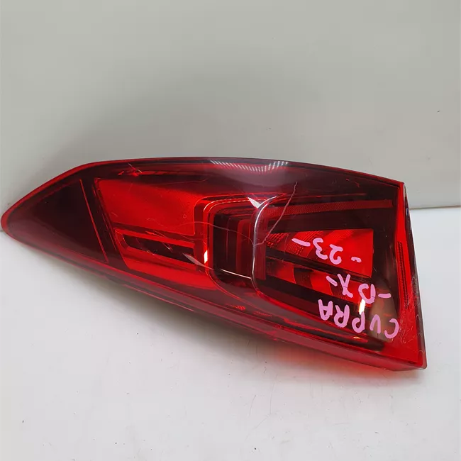 Fanale posteriore parte esterno destro Led
