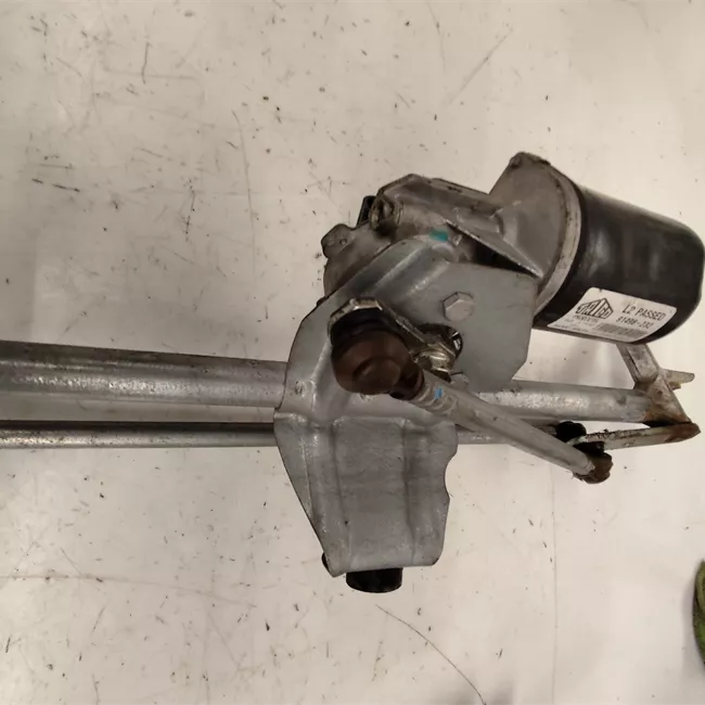 Motorino tergiparabrezza