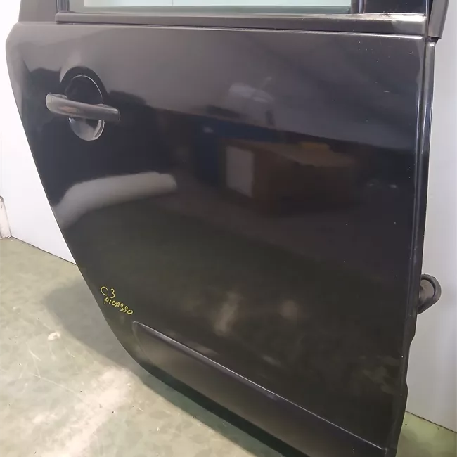 Porta posteriore destra