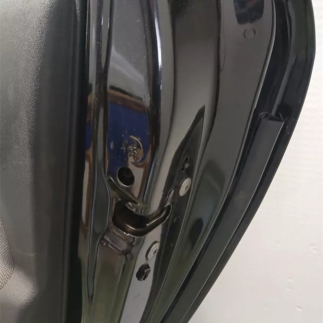 Porta posteriore destra