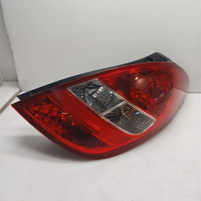 Fanale posteriore destro completo