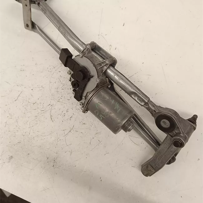 Meccanismo tergiparabrezza con motorino