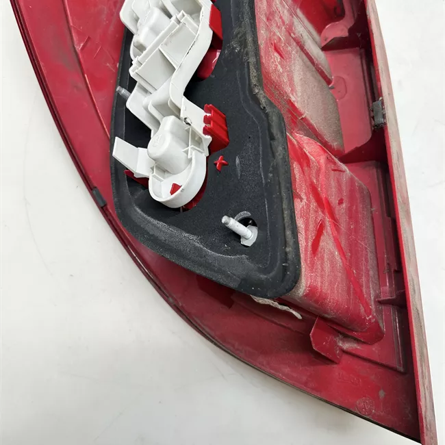 Fanale posteriore destro Avantgarde