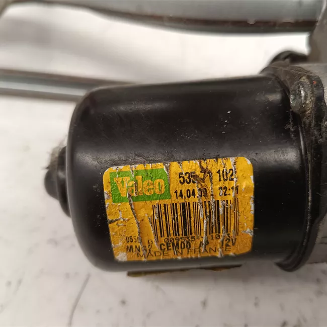 Meccanismo tergiparabrezza con motorino