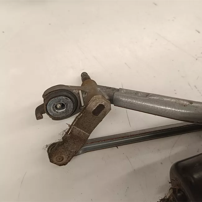 Meccanismo tergiparabrezza con motorino