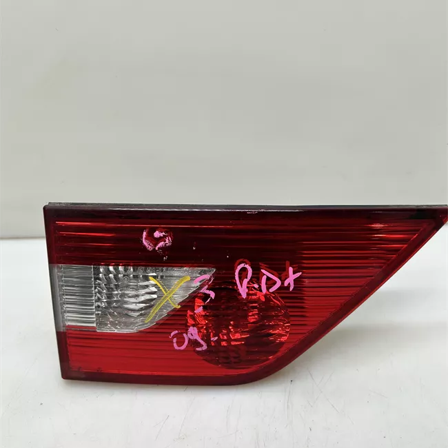 Fanale posteriore parte interno sinistro