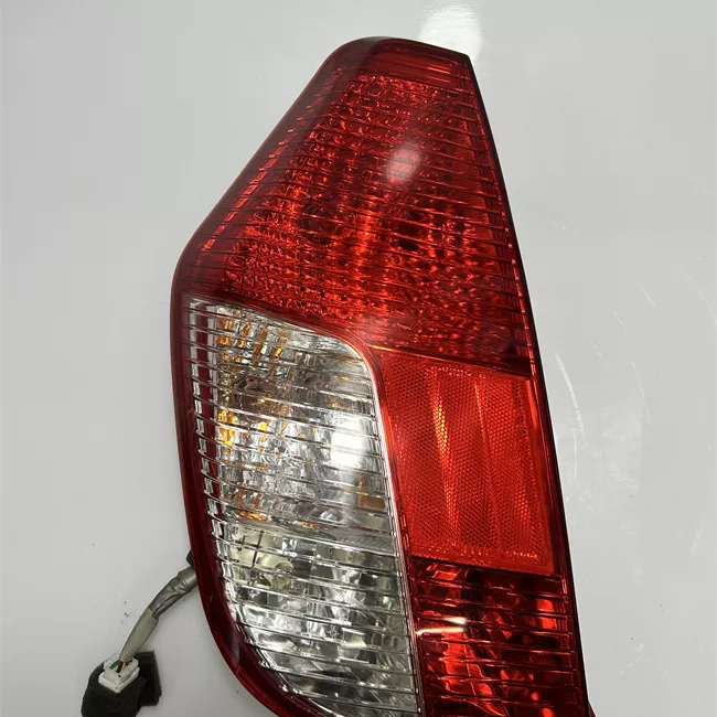 Fanale posteriore sinistro