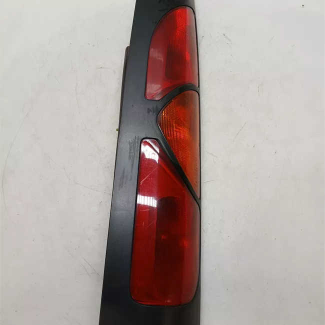 Fanale posteriore sinistro Portello