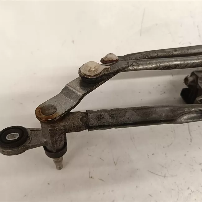 Meccanismo tergiparabrezza con motorino