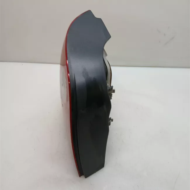 Fanale posteriore sinistro