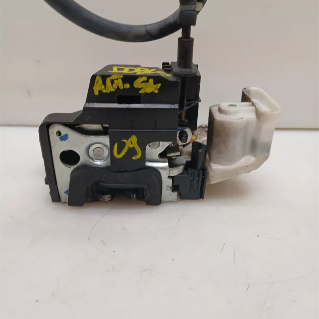 Serratura porta anteriore sinistra