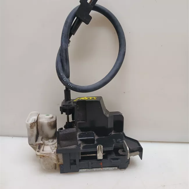 Serratura porta anteriore sinistra