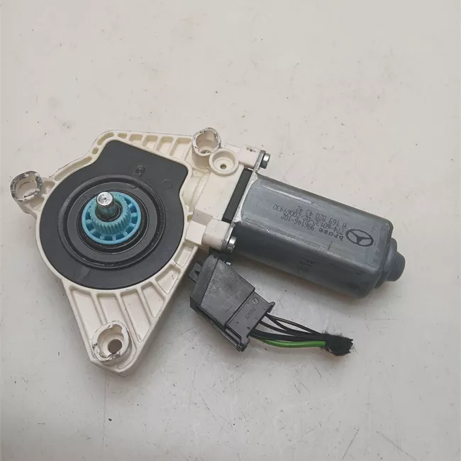 Motorino alzacristallo porta anteriore sinistro