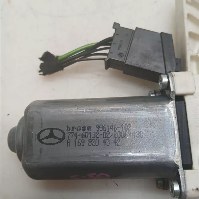 Motorino alzacristallo porta anteriore sinistro