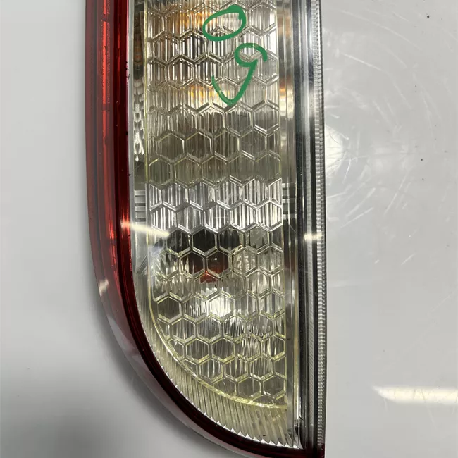 Fanale posteriore sinistro