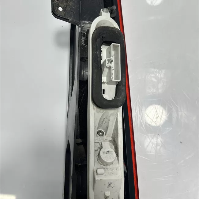 Fanale posteriore sinistro